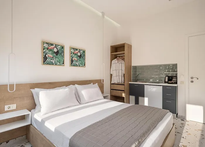 Cretan Berry Kondylaki Hotell *